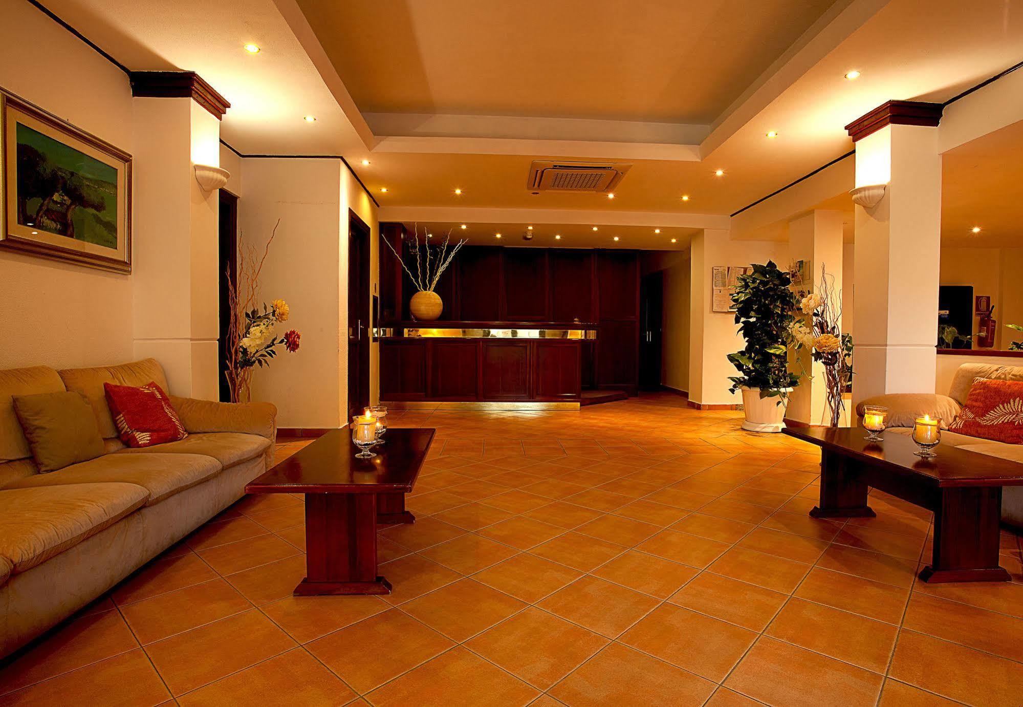 Hotel Moderno Olbia Dış mekan fotoğraf
