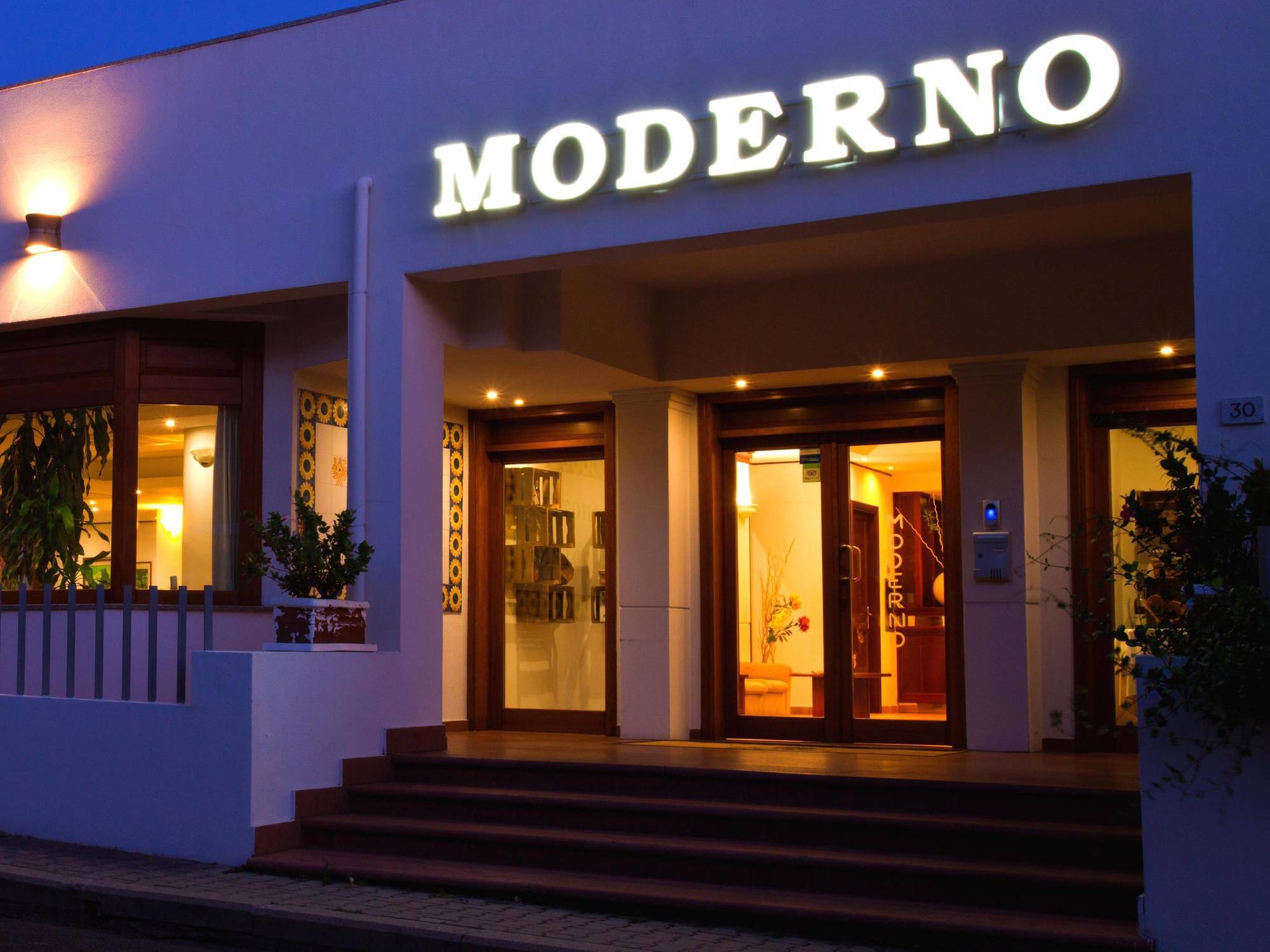 Hotel Moderno Olbia Dış mekan fotoğraf